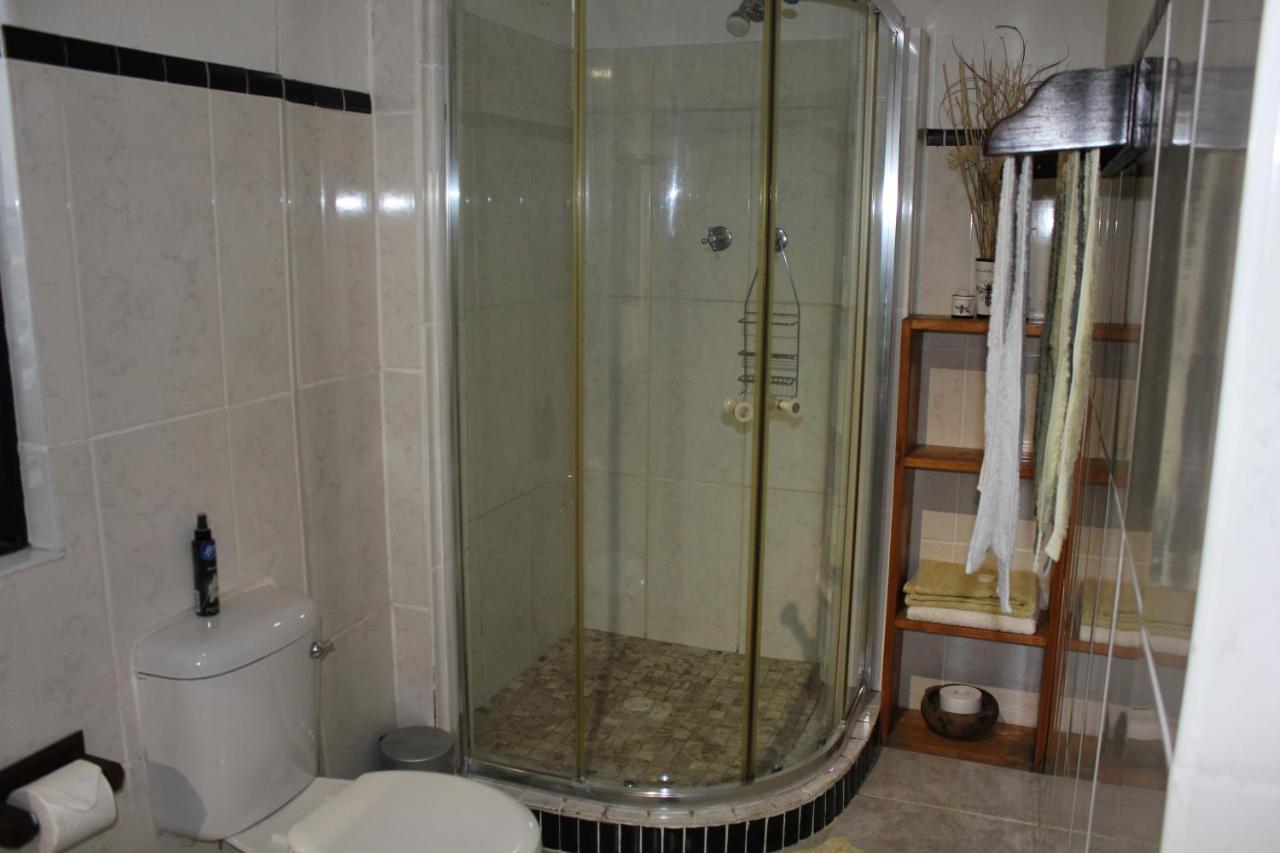Lüderitz Villelodge Accommodation מראה חיצוני תמונה