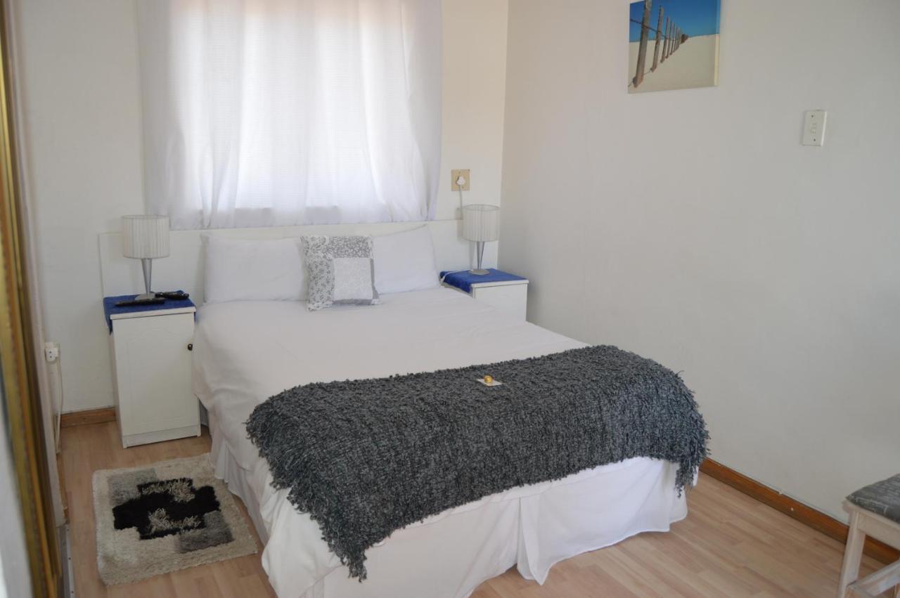 Lüderitz Villelodge Accommodation מראה חיצוני תמונה