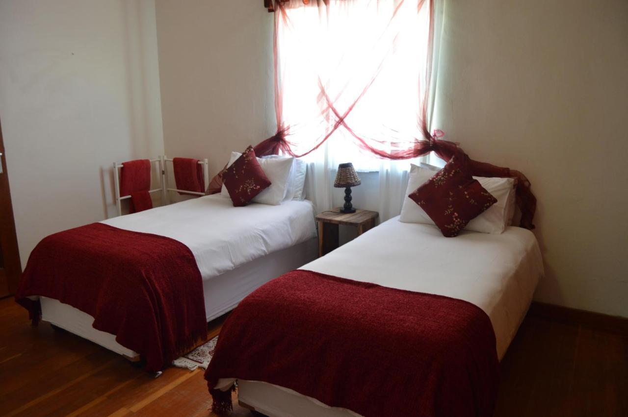 Lüderitz Villelodge Accommodation מראה חיצוני תמונה