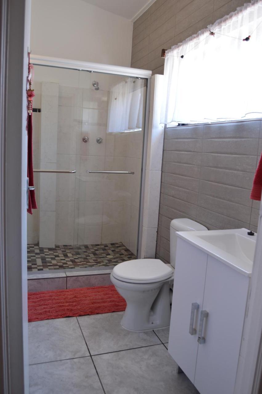 Lüderitz Villelodge Accommodation מראה חיצוני תמונה