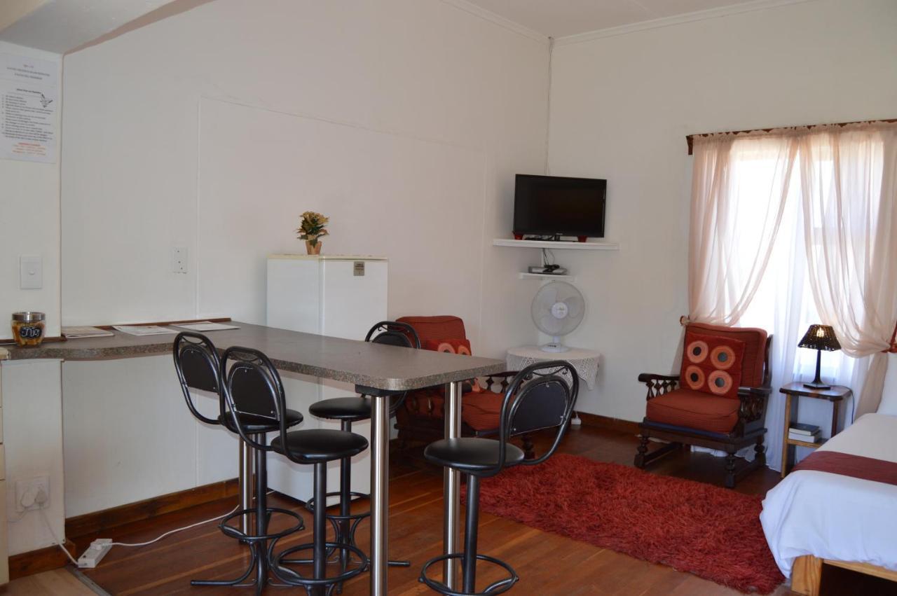Lüderitz Villelodge Accommodation מראה חיצוני תמונה